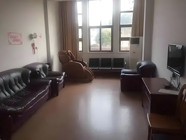 绝色红颜——紫眸王妃